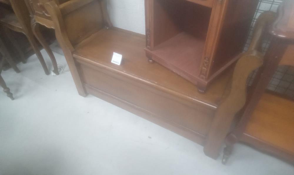 BANC COFFRE  RUSTIQUE AVEC 1 ABATTANT