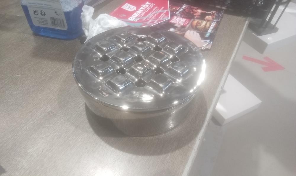 CENDRIER CERAMIQUE ARGENTE