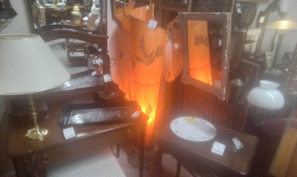 LAMPE OSIER TRESSE  ET GLOBE ORANGE