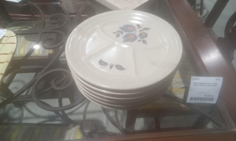 LOT D'ASSIETTES A FONDU SAINT AMAND  SOLOGNE