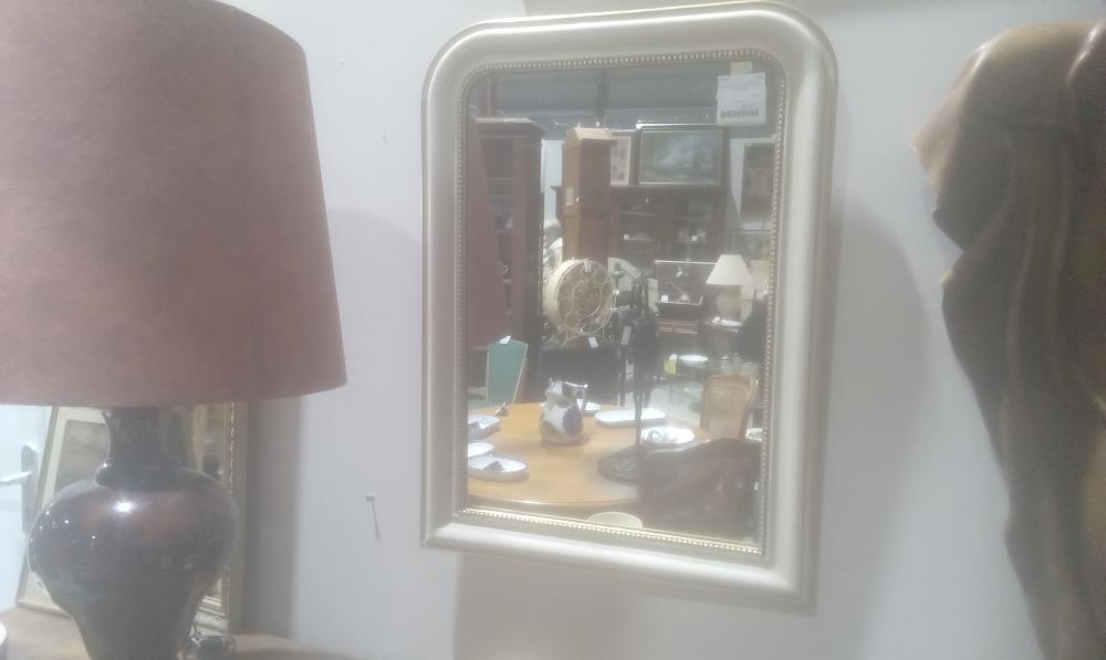 MIROIR LOUIS PHILIPPE PEINT FILET DORE