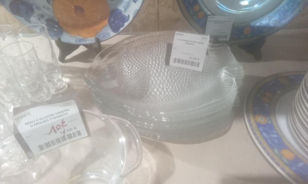 LOT D'ASSIETTE EN VERRE POISSON