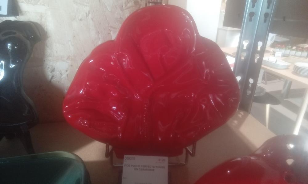 VIDE POCHE PERFECTO ROUGE EN CERAMIQUE