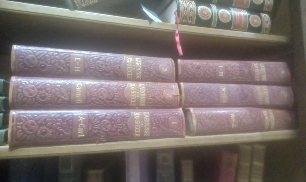 LOT DE 6 VOLUMES LAROUSSE ANCIENS