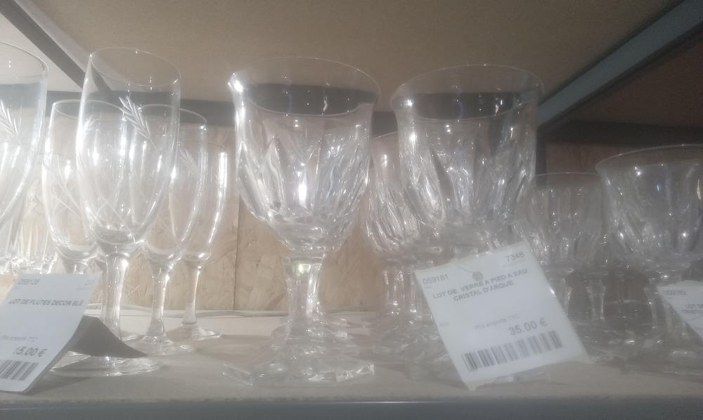 LOT DE  VERRE A PIED A EAU CRISTAL D'ARQUE