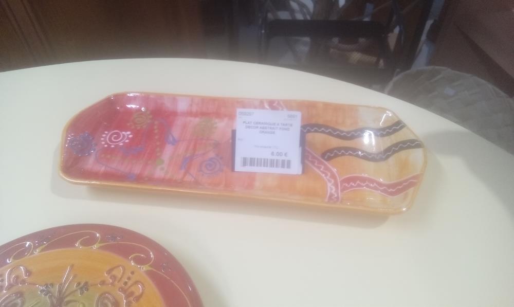 PLAT CERAMIQUE A TARTE DECOR ABSTRAIT FOND ORANGE