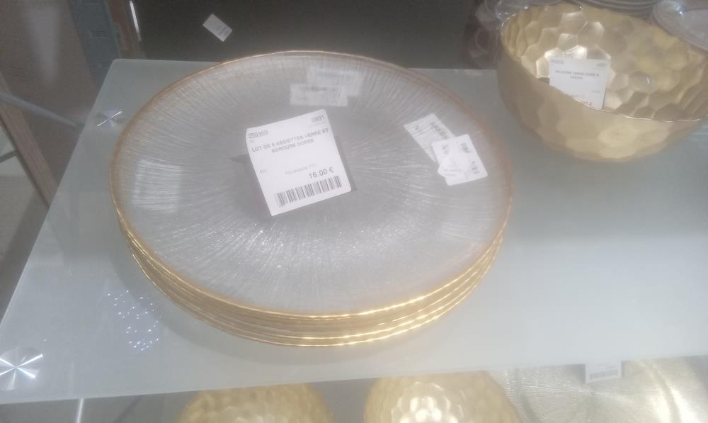 LOT DE 6 ASSIETTES VERRE ET BORDURE DOREE