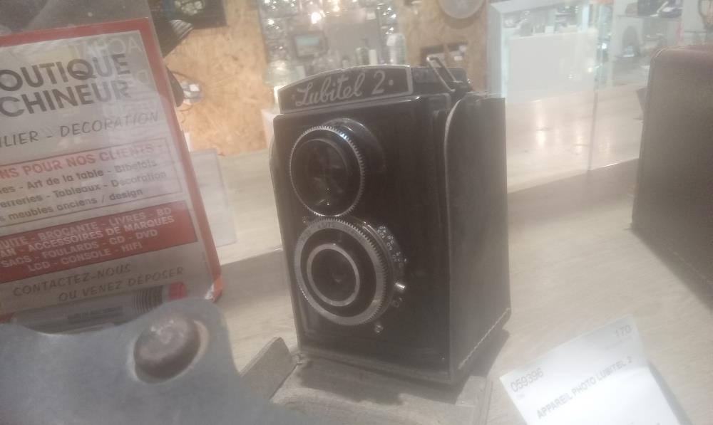 APPAREIL PHOTO LUBITEL 2