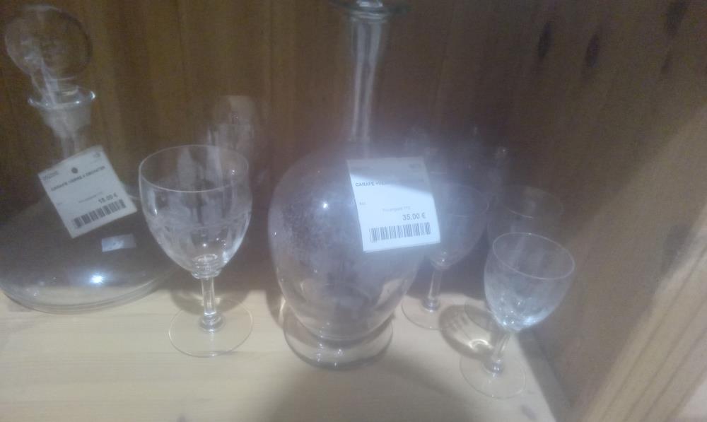 CARAFE +VERRES TRAVAILLES