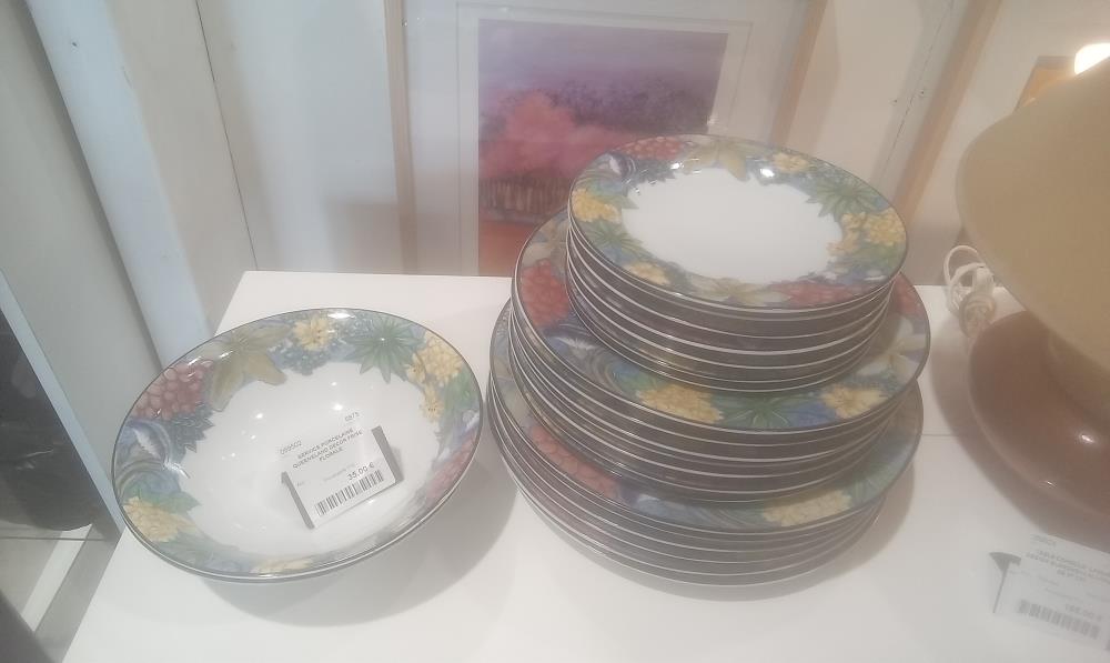 SERVICE PORCELAINE QUEENSLAND DECOR FRISE FLORALE