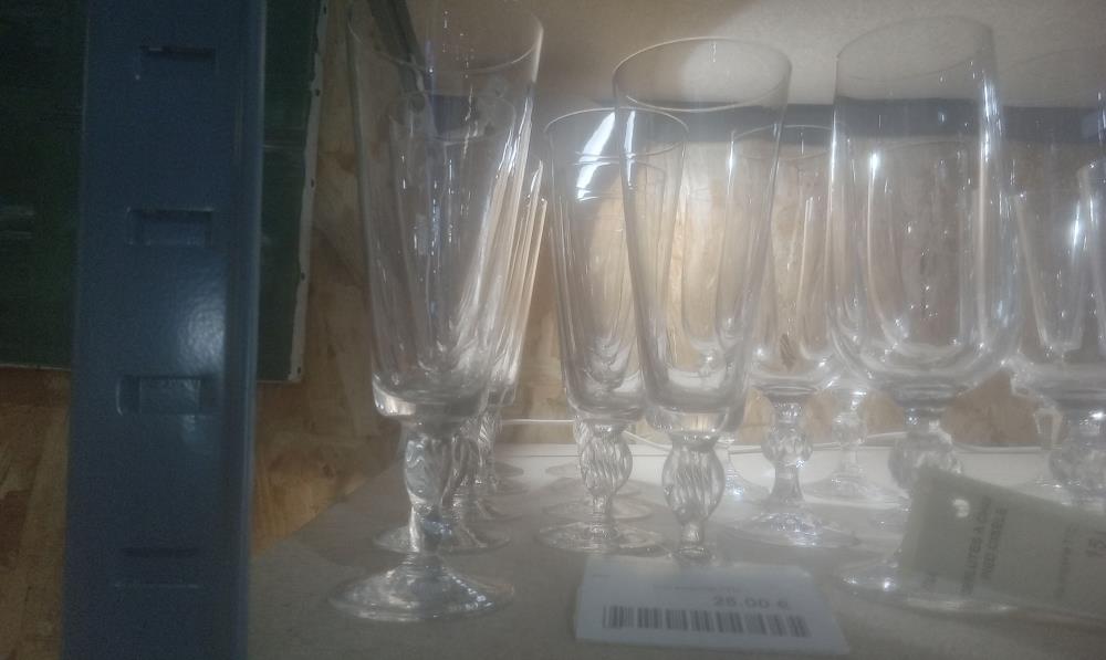 LOT DE FLUTES A CHAMPAGNE VERRE