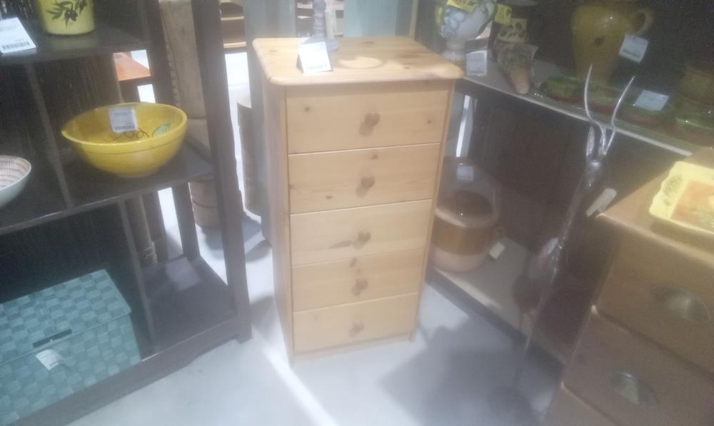 CHIFFONNIER PIN MASSIF EN L'ETAT 5 TIROIRS