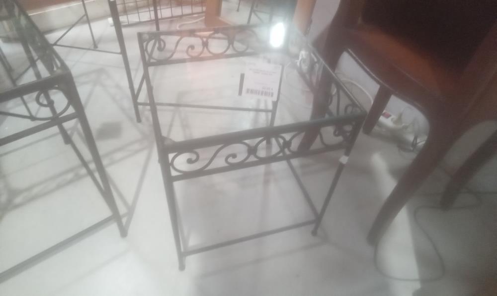 SELETTE METAL+PLATEAU VERRE  CARRE MM