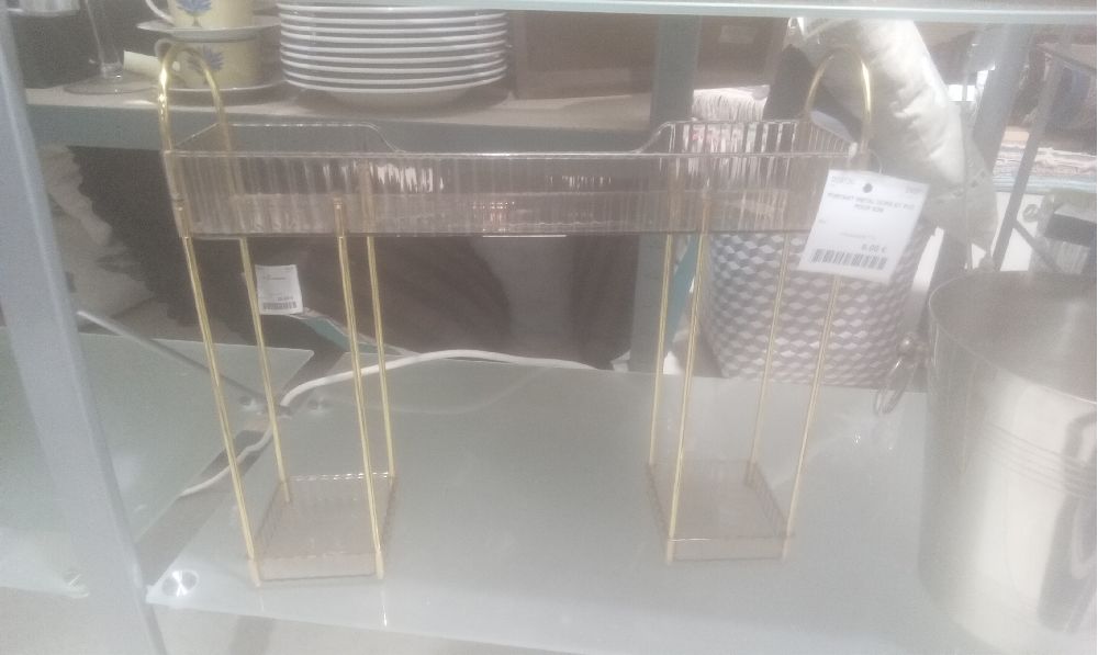 PORTANT METAL DORE ET PVC POUR SDB