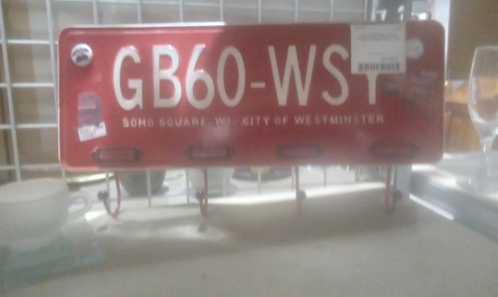 PORTE MANTEAU METAL PLAQUE IMMATRICULATION