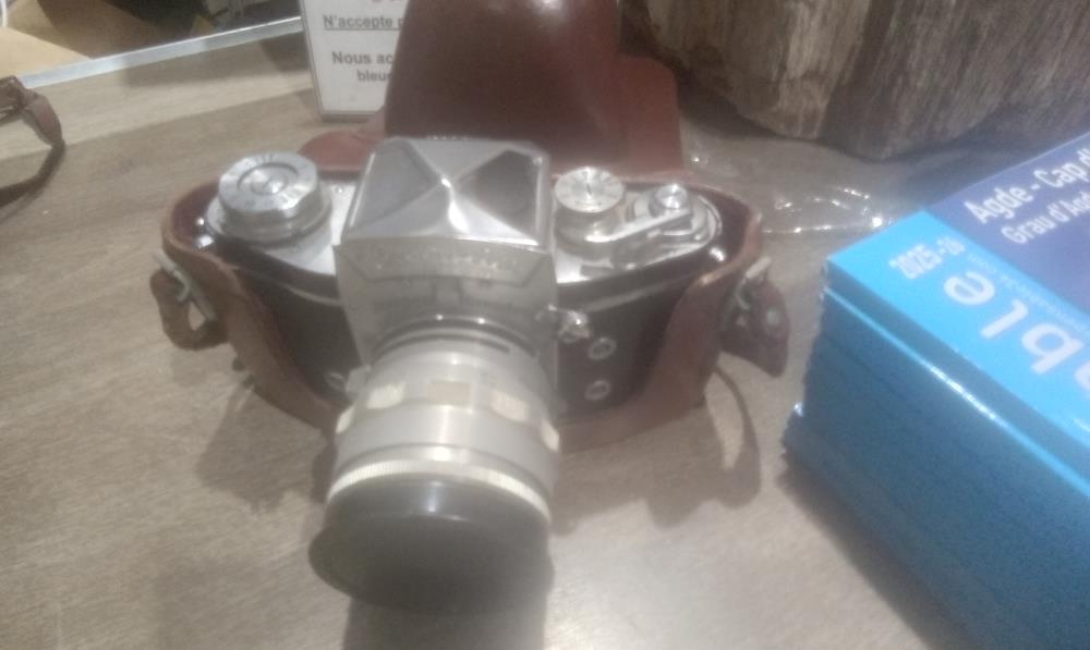 APPAREIL PHOTO EXAKTA  VAREX II A