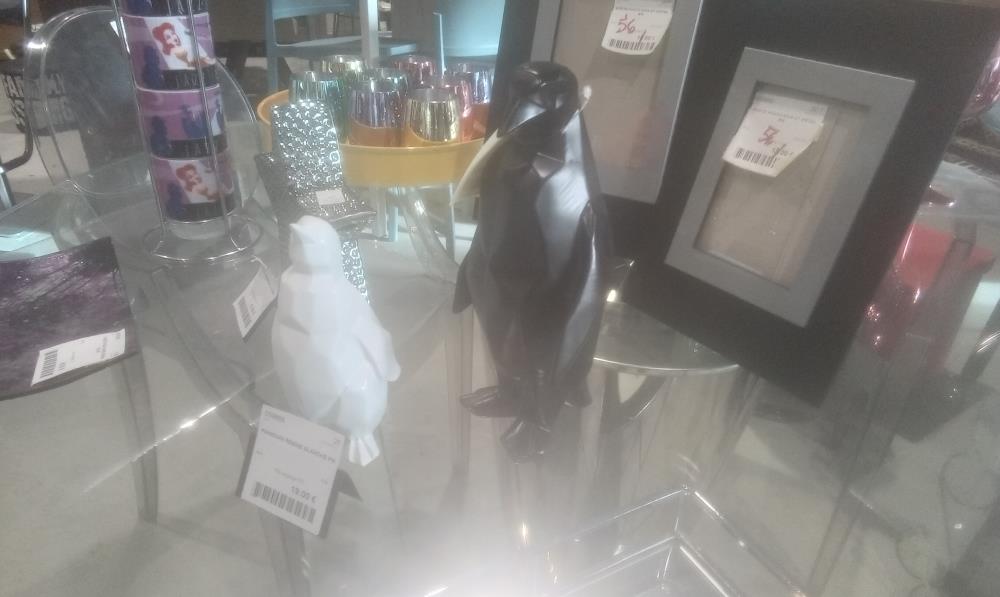 PINGOUIN RESINE NOIRE GM