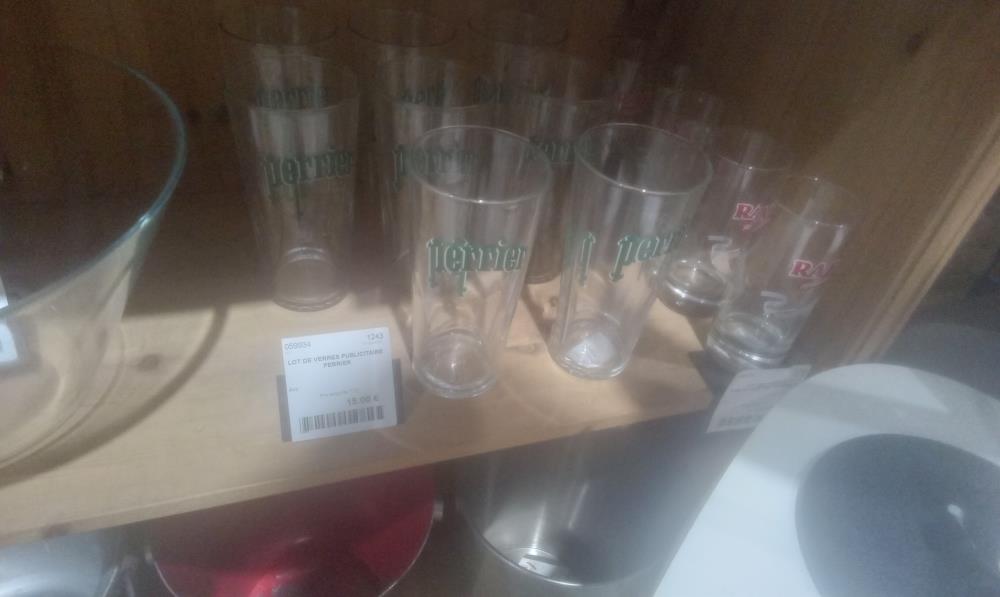 LOT DE VERRES PUBLICITAIRE PERRIER