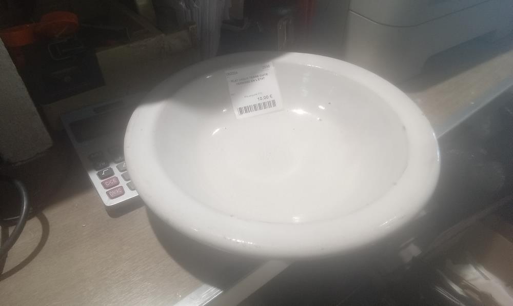 PLAT CREUX TERRE CUITE VERNISSE EN L'ETAT