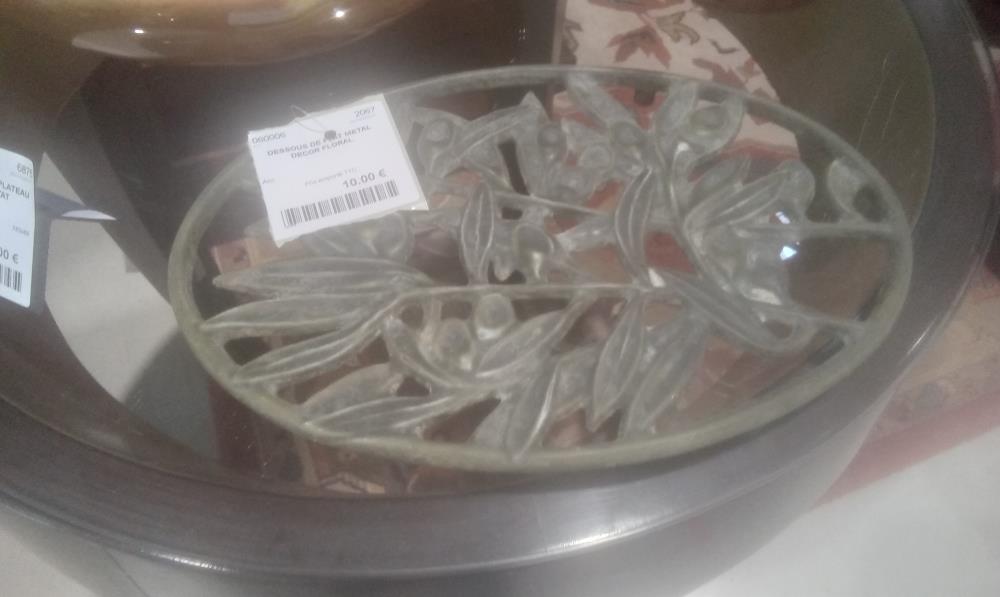 DESSOUS DE PLAT METAL DECOR FLORAL