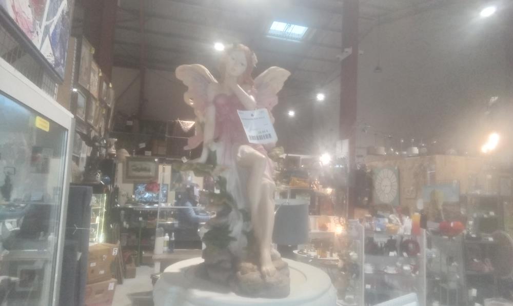 FEE RESINE GM SUR SOCLE