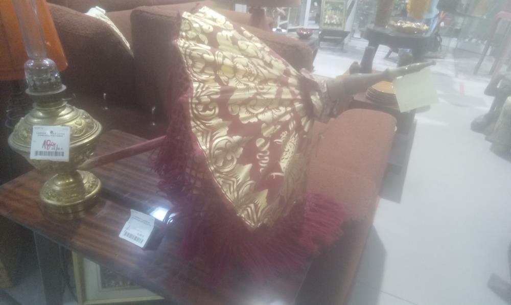 OMBRELLE TISSUS ROUGE DECOR ASIATIQUE PM