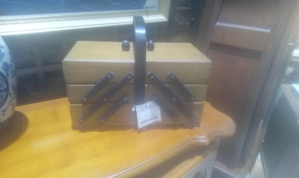 BOITE A COUTURE PM BOIS 1 ANSE BOIS ANNEE40