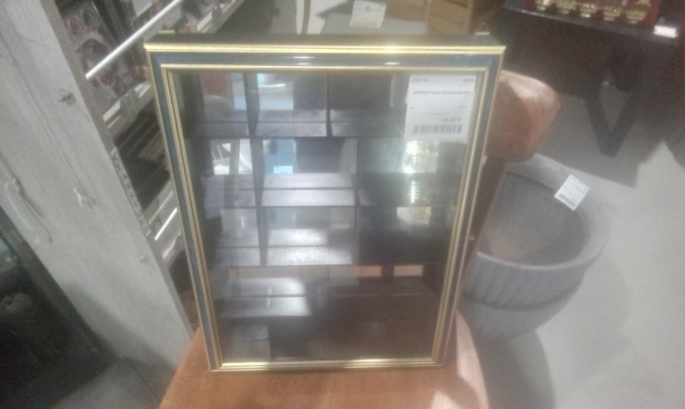 VITRINE POUR MINIATURE PM