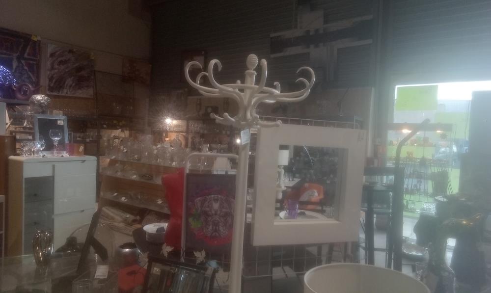 PERROQUET GM PEINT BLANC EN L'ETAT