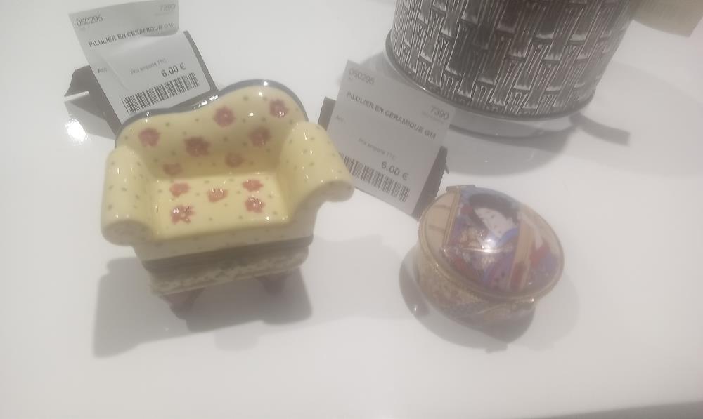 PILULIER EN CERAMIQUE GM