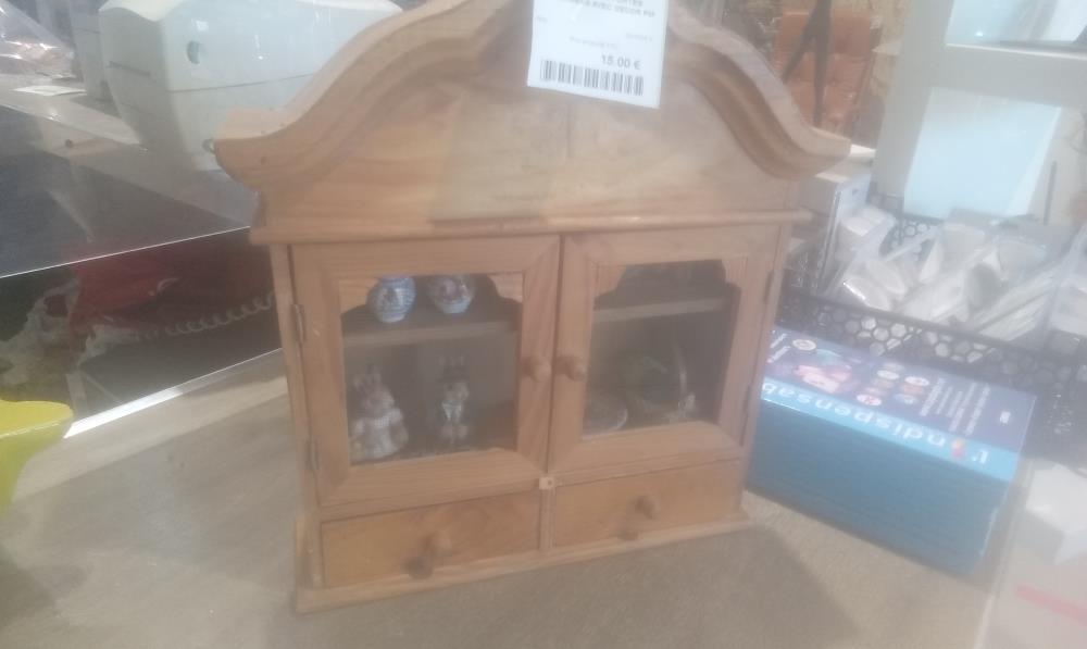 VTRINE BOIS 2 PORTES GRILLAGEES AVEC DECOR PM