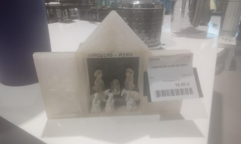 CRECHE EN ALBATRE PERU