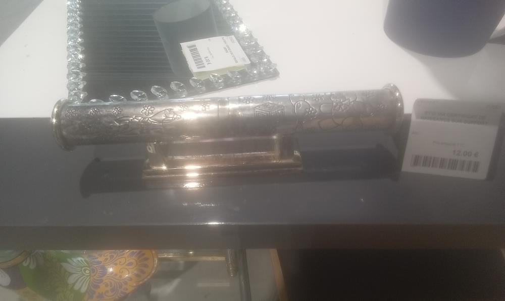 ETUI MA CERTIFICAT DE NAISSANCE SUR SUPPORT