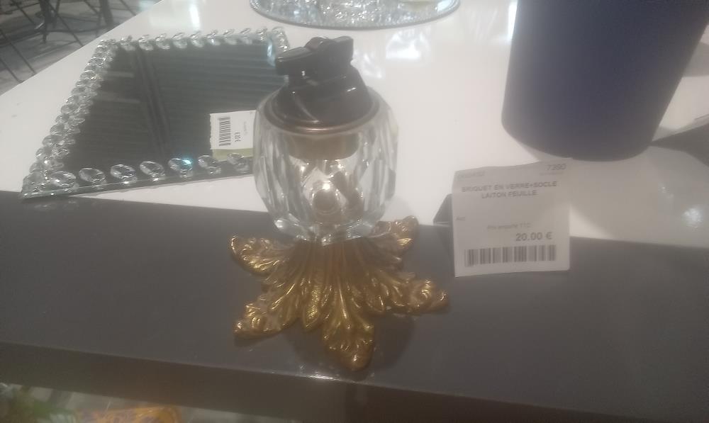 BRIQUET EN VERRE+SOCLE LAITON FEUILLE