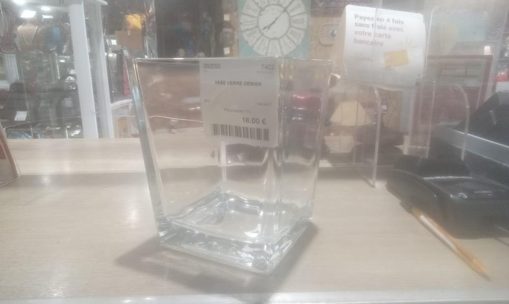 VASE VERRE DESIGN