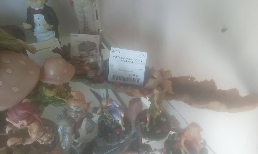 PORTE ENCENS EN RESINE AVEC ELFE