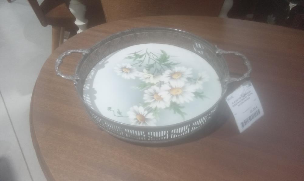 PLATEAU EN CERAMIQUE SDECOR FLORAL ET METAL AJOURE 2ANSES
