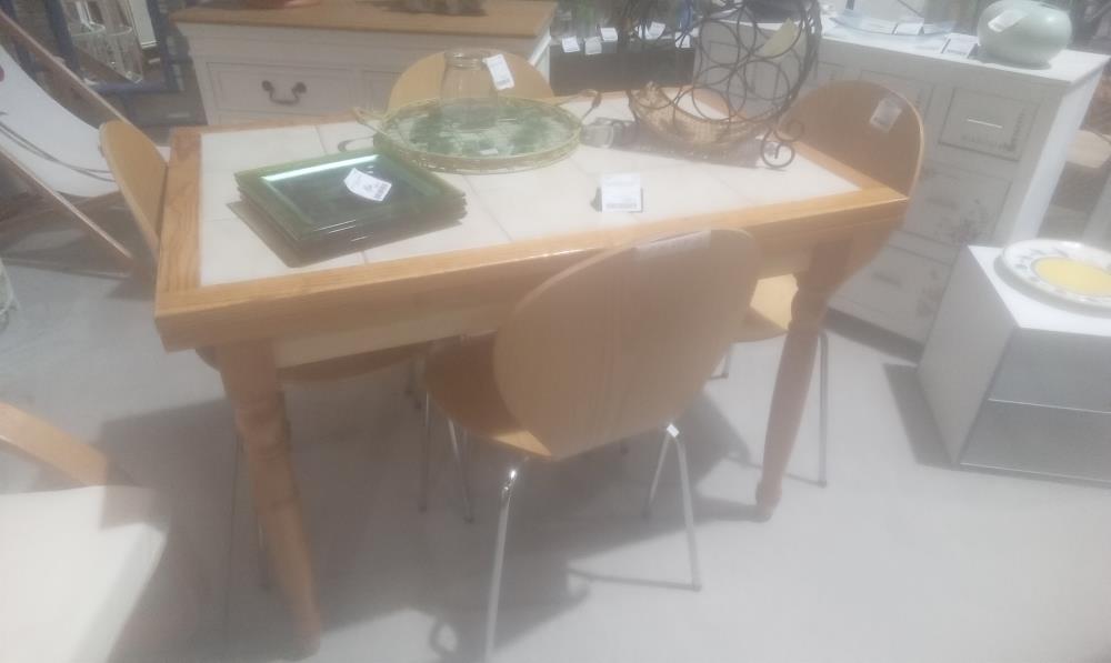 TABLE CARRELLEE PIN MASSIF EN L'ETAT+2ALLONGES