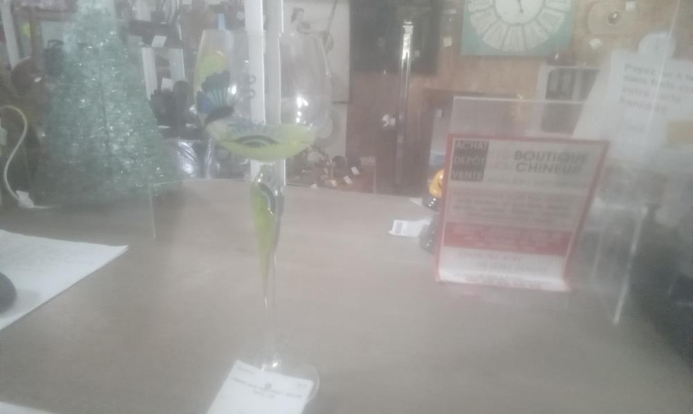 VERRE SUR PIED PEINT DECOR PAPILLON