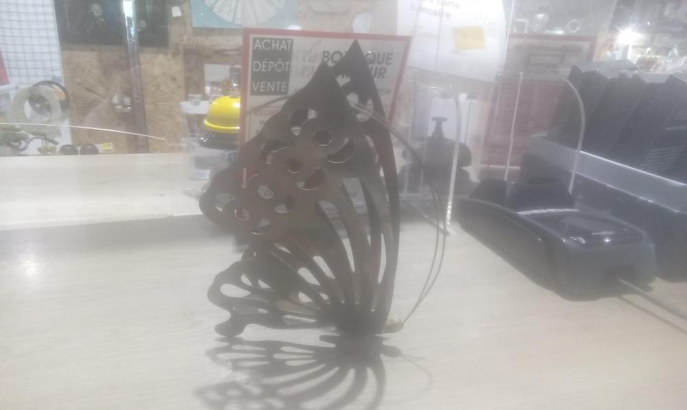 PORTE SERVIETTE PAPILLON AJOURE