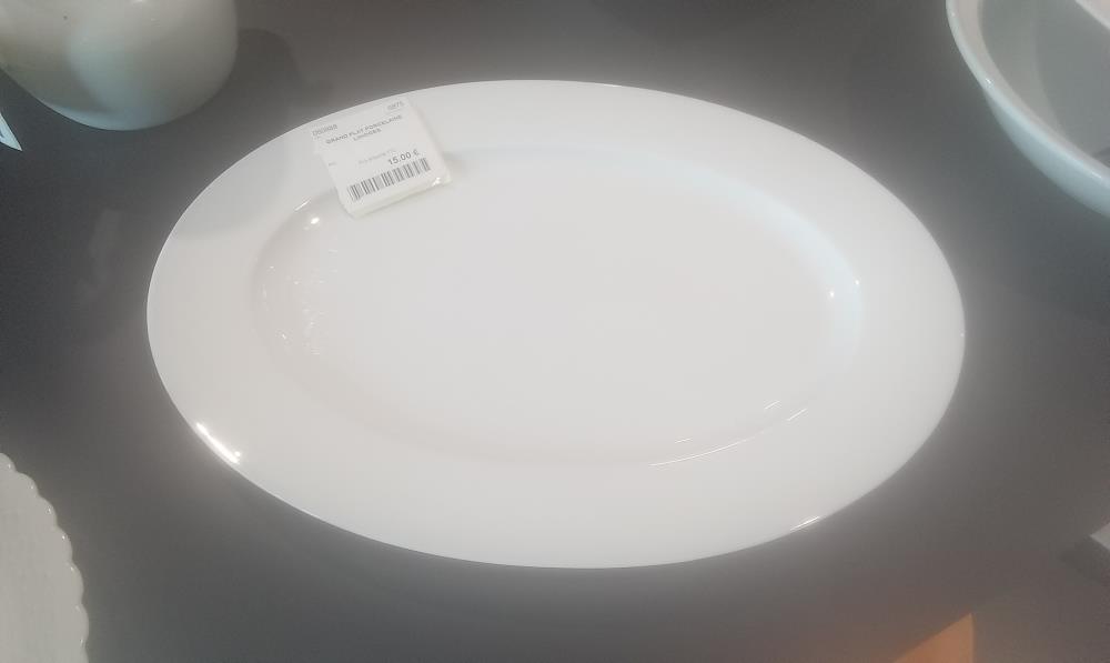 GRAND PLAT PORCELAINE LIMOGES