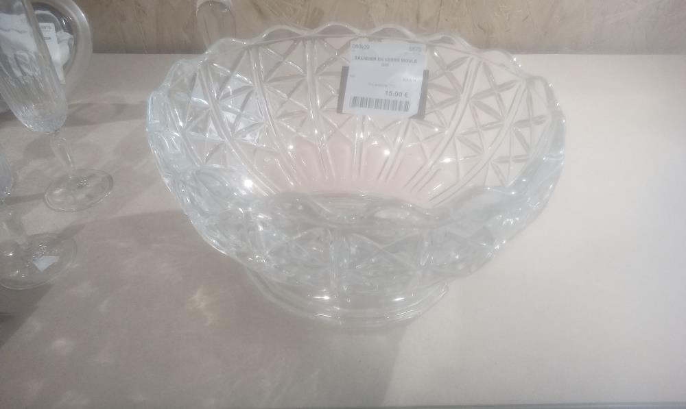 SALADIER EN VERRE MOULE GM