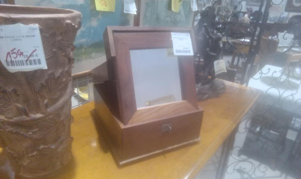 BOITE BOIS EXOTIQUE AVEC MIROIR