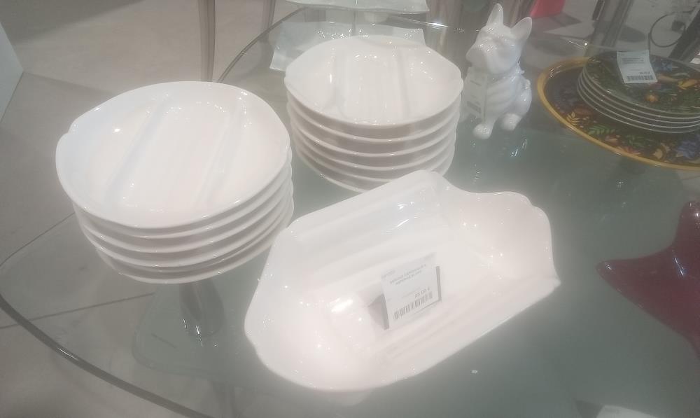 SERVICE CERAMIQUE A ASPERGE BLANC