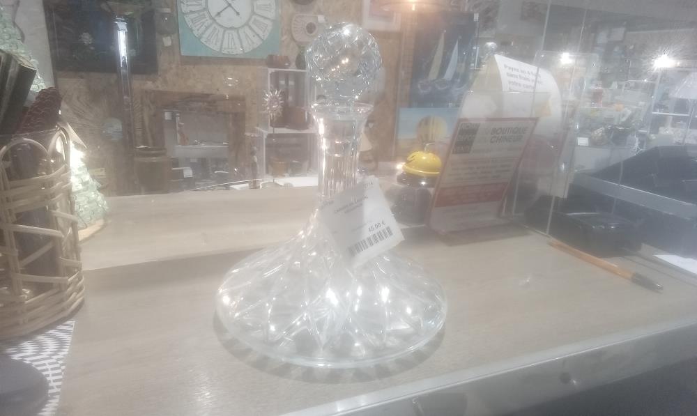 CARAFE EN CRISTAL +BOUCHON