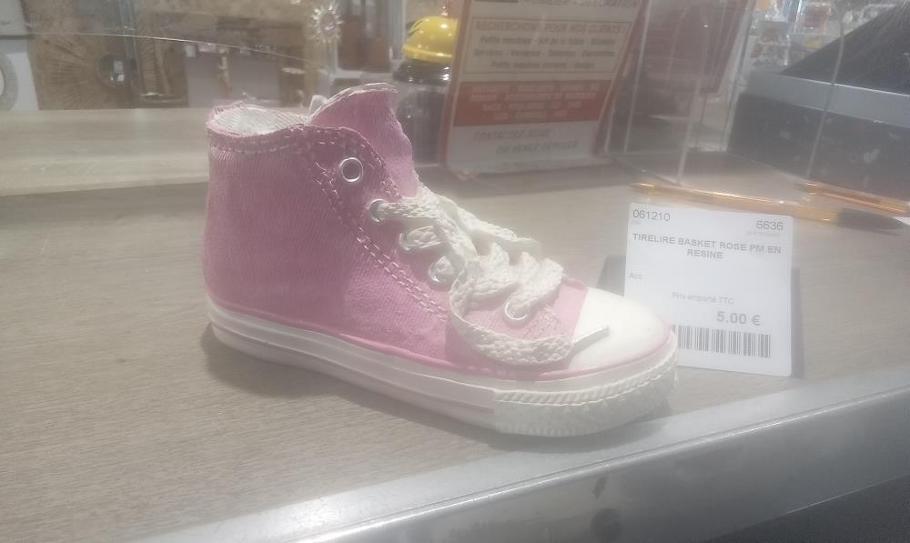 TIRELIRE BASKET ROSE PM EN RESINE