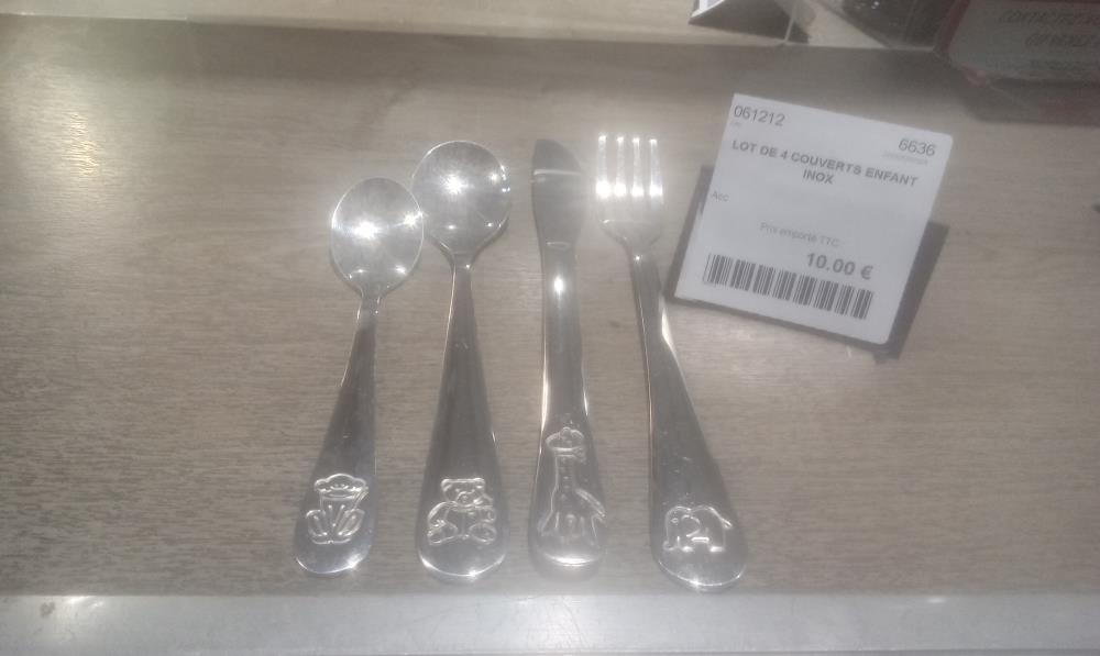 LOT DE 4 COUVERTS ENFANT INOX