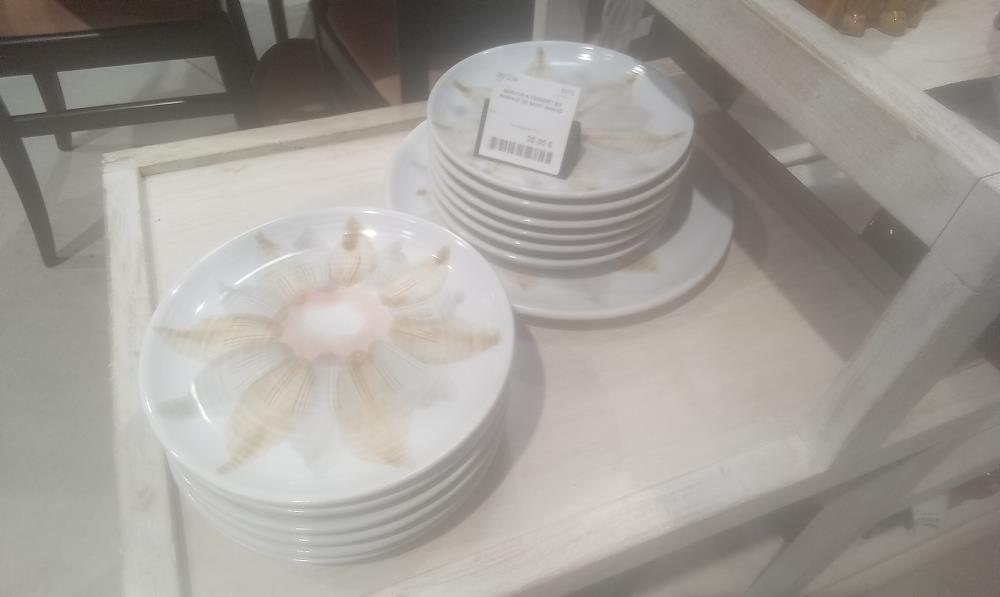 SERVICE A DESSERT EN FAIENCE DE SAINT AMAND