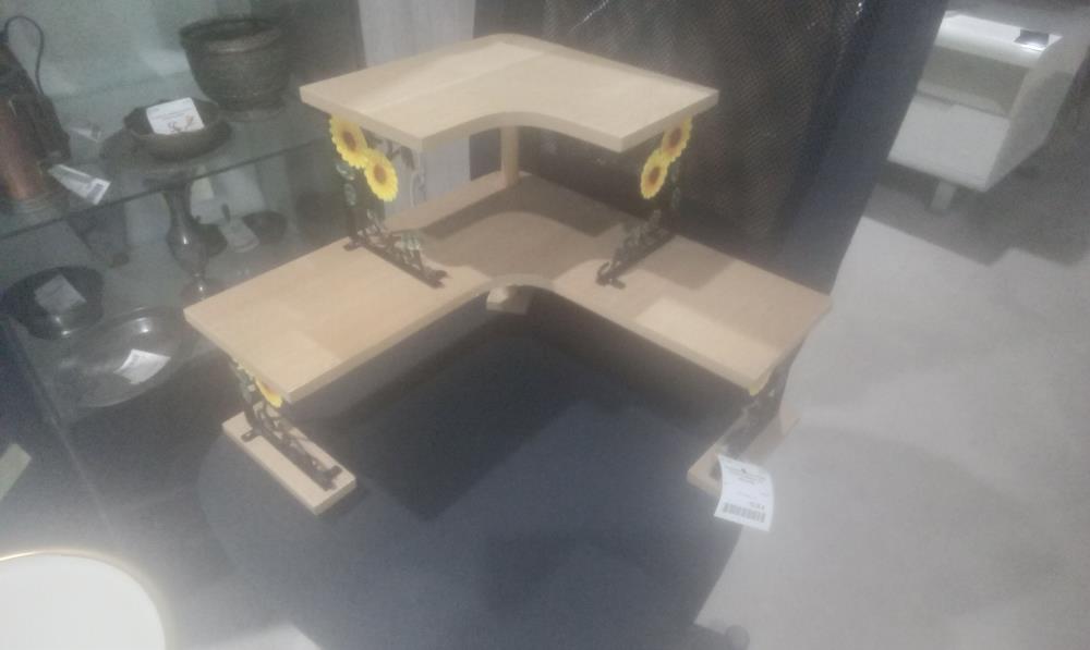 ETAGERE D'ANGLE A POSER DECOR TOURNESOL EN MELAMINE