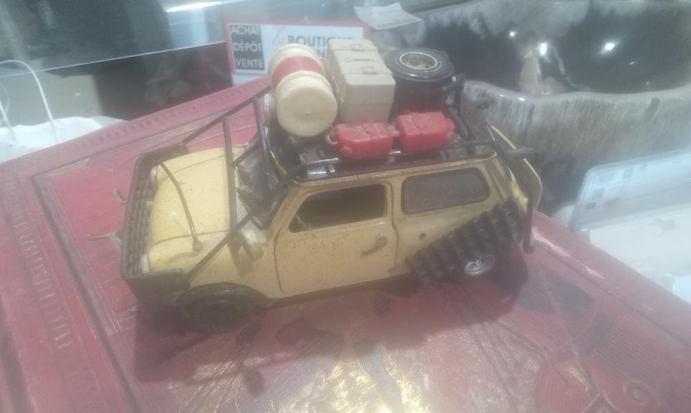  VOITURE MINI  COOPER POLISTIL